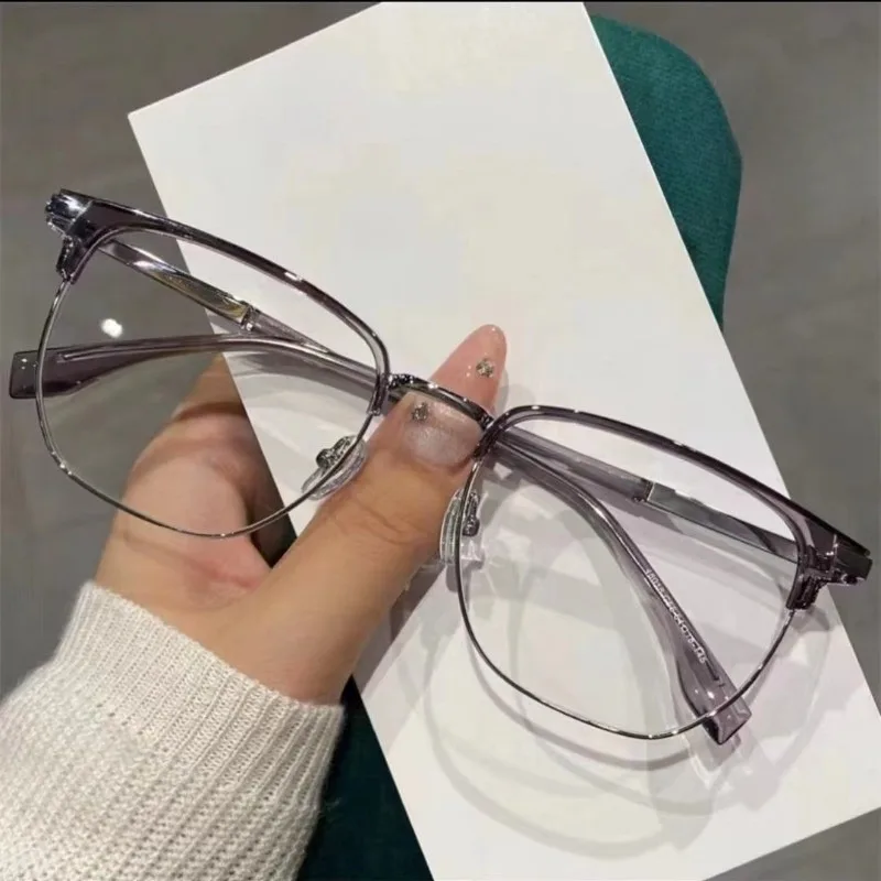 lunettes de vue modernes